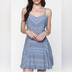 Everly Dress
Size Small